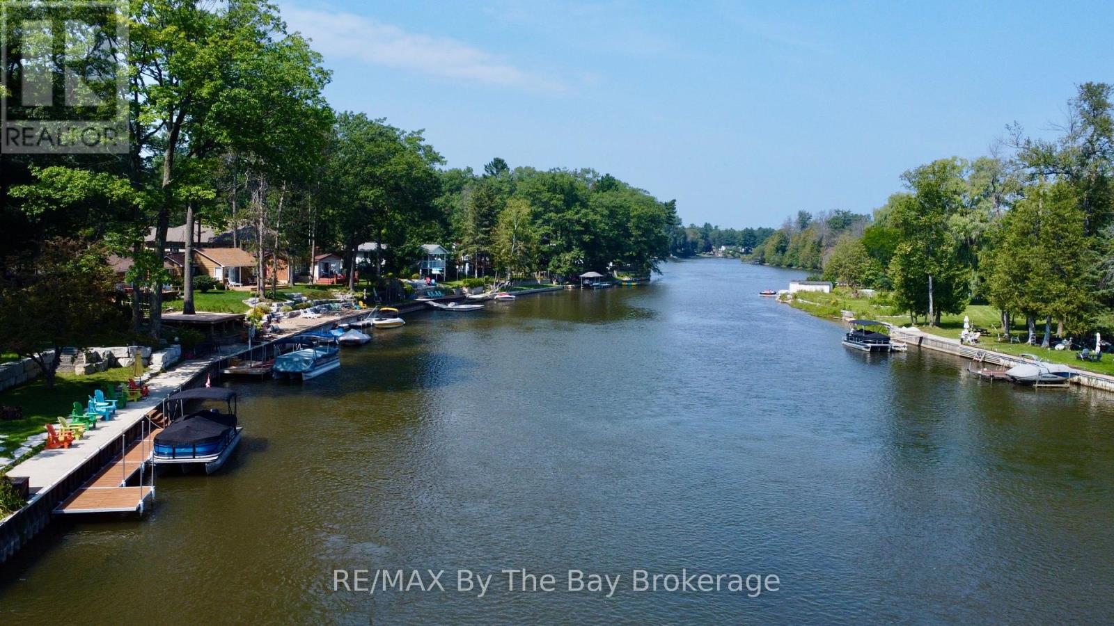Photo 5 of 578 Oxbow Park Drive, Wasaga Beach ON