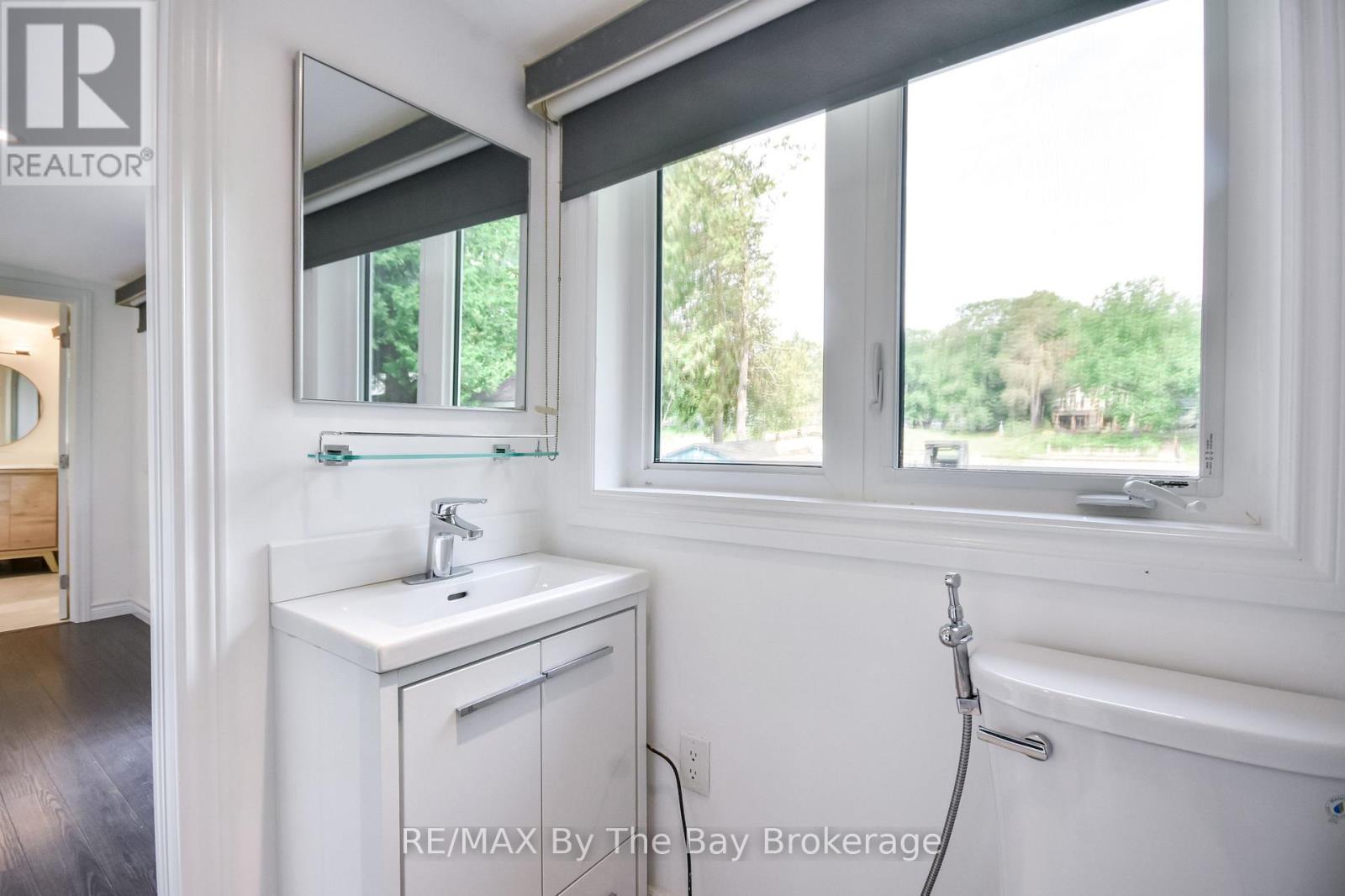 Photo 19 of 578 Oxbow Park Drive, Wasaga Beach ON