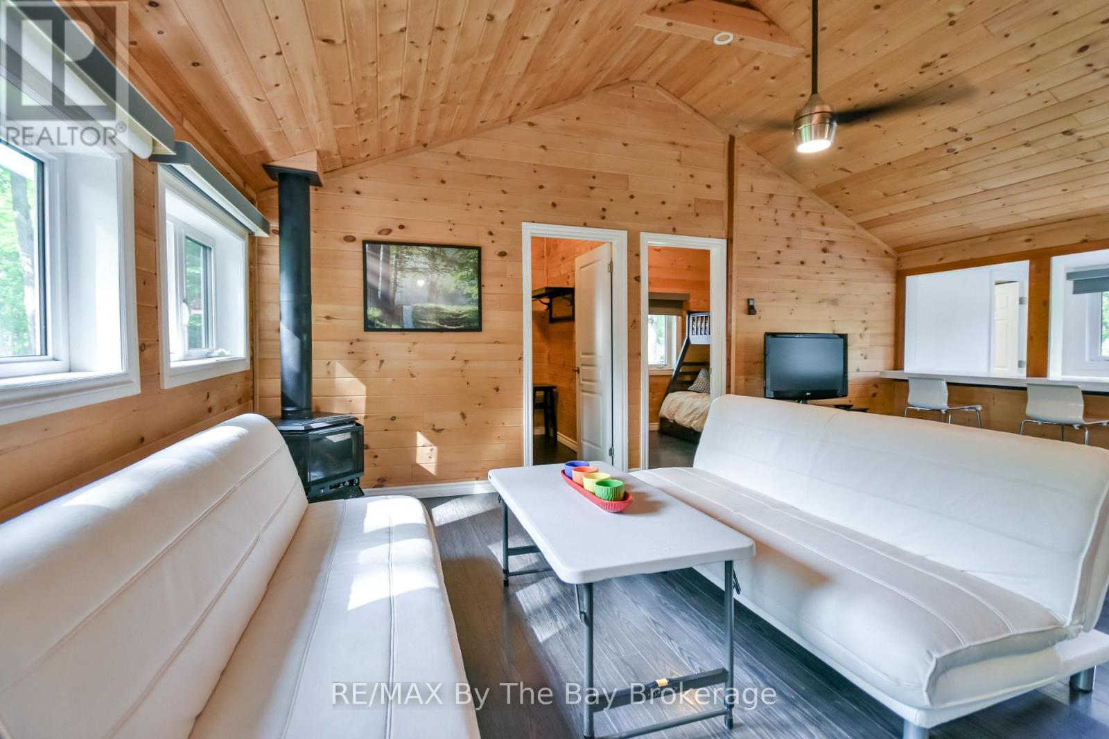 Photo 7 of 578 Oxbow Park Drive, Wasaga Beach ON