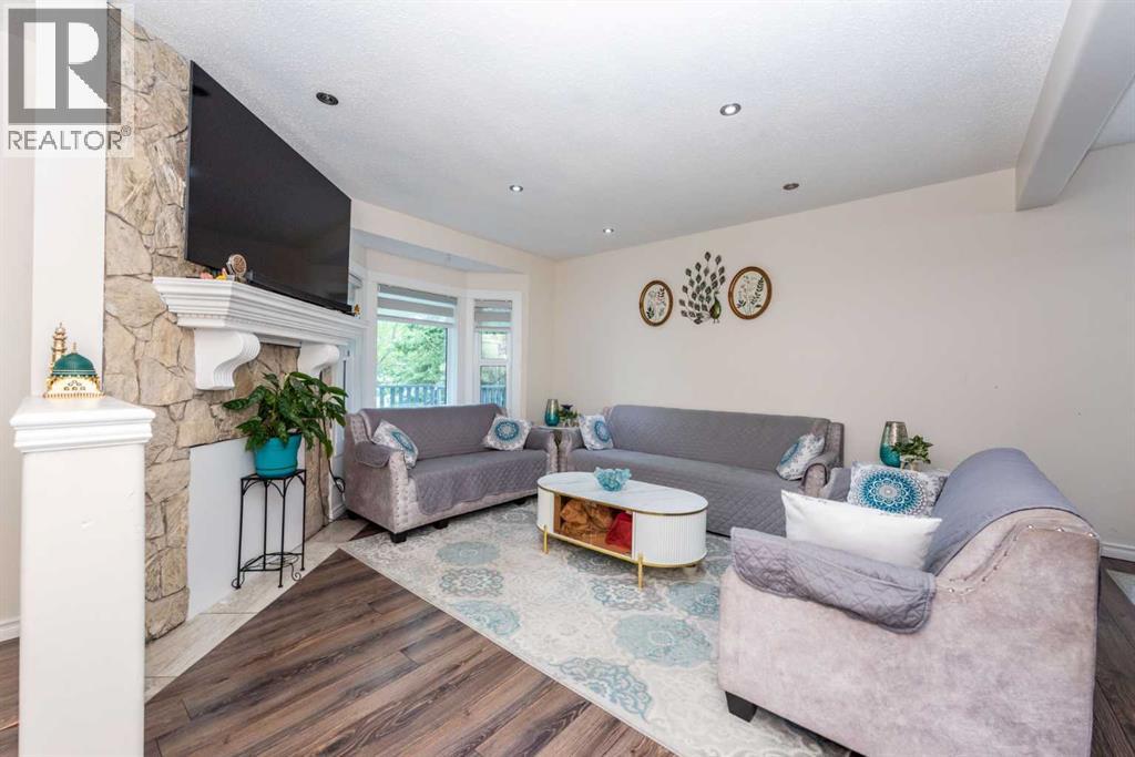 Photo 11 of 39 Tararidge Drive Ne, Calgary AB
