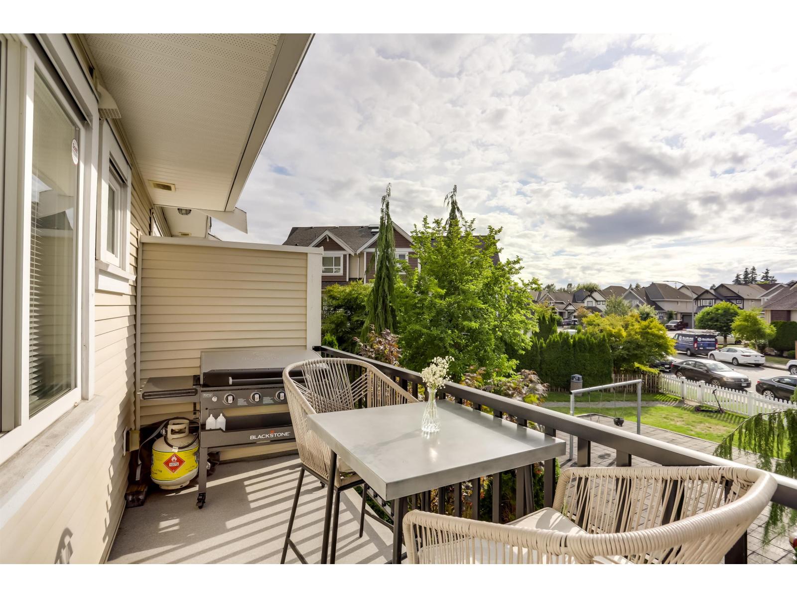 Photo 21 of 17 7298 199 A Street, Langley BC