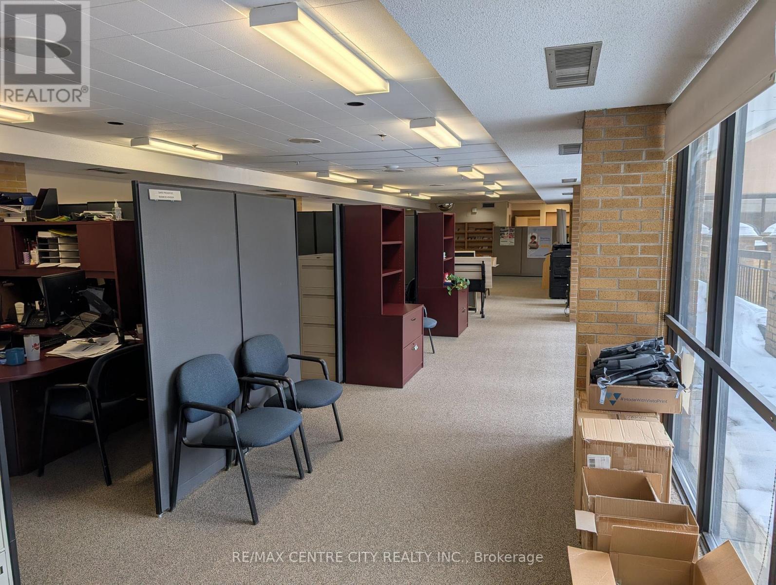 Photo 1 of 221 379 Dundas Street, London East ON