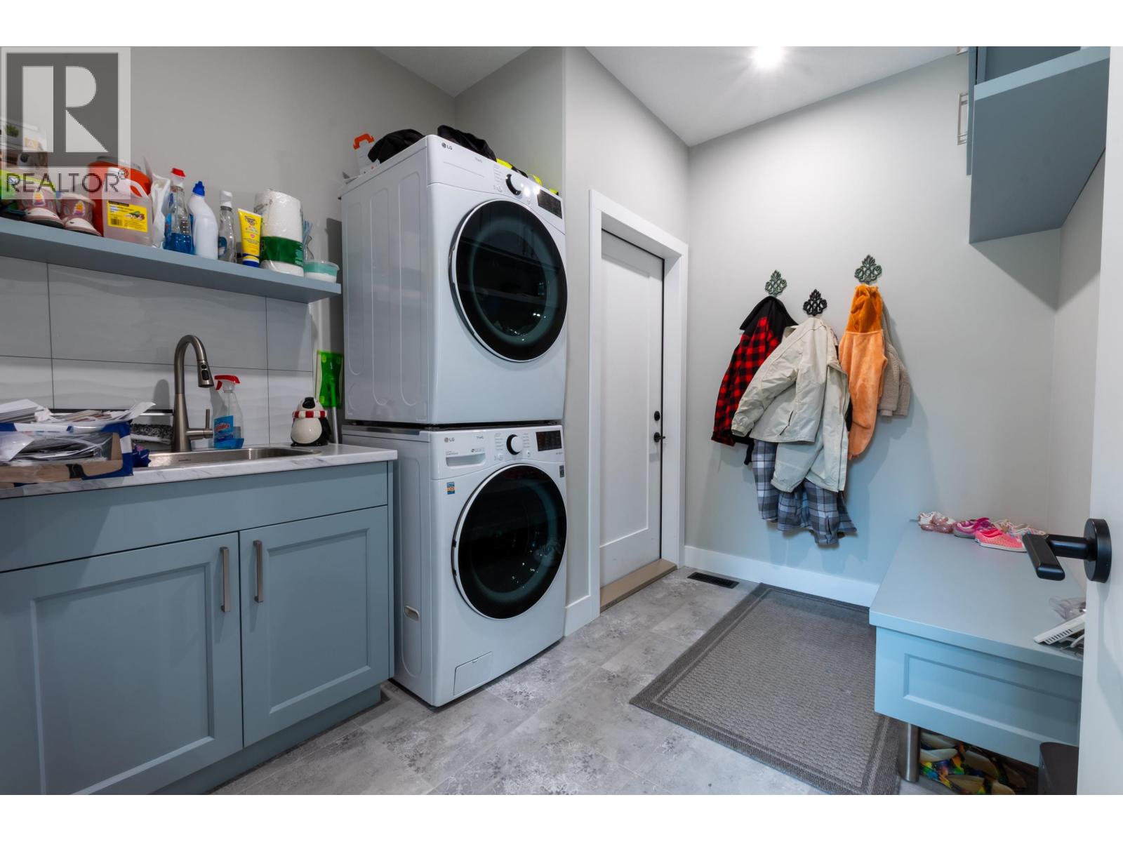 Photo 16 of 10044 Park Meadows Drive, Prince George BC