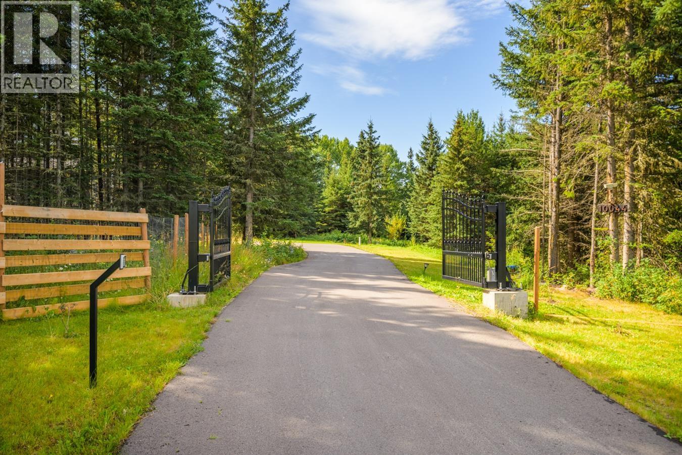 Photo 36 of 10044 Park Meadows Drive, Prince George BC
