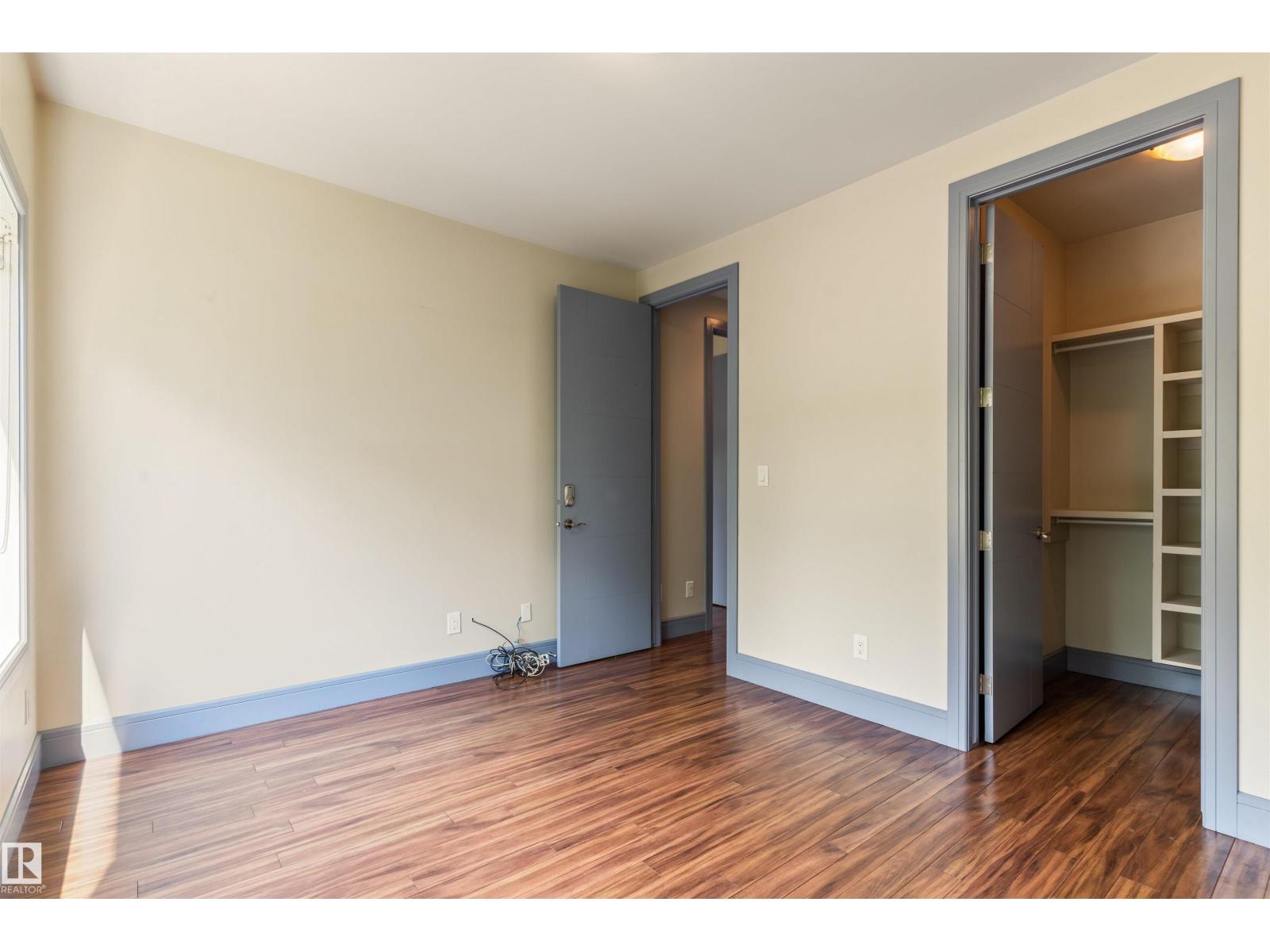 Photo 33 of 9533 101 Street Nw, Edmonton AB