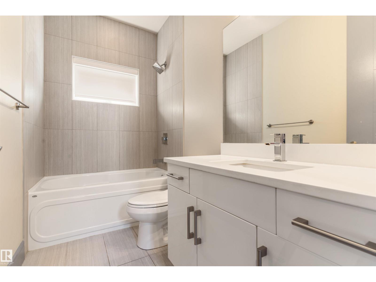 Photo 36 of 9533 101 Street Nw, Edmonton AB