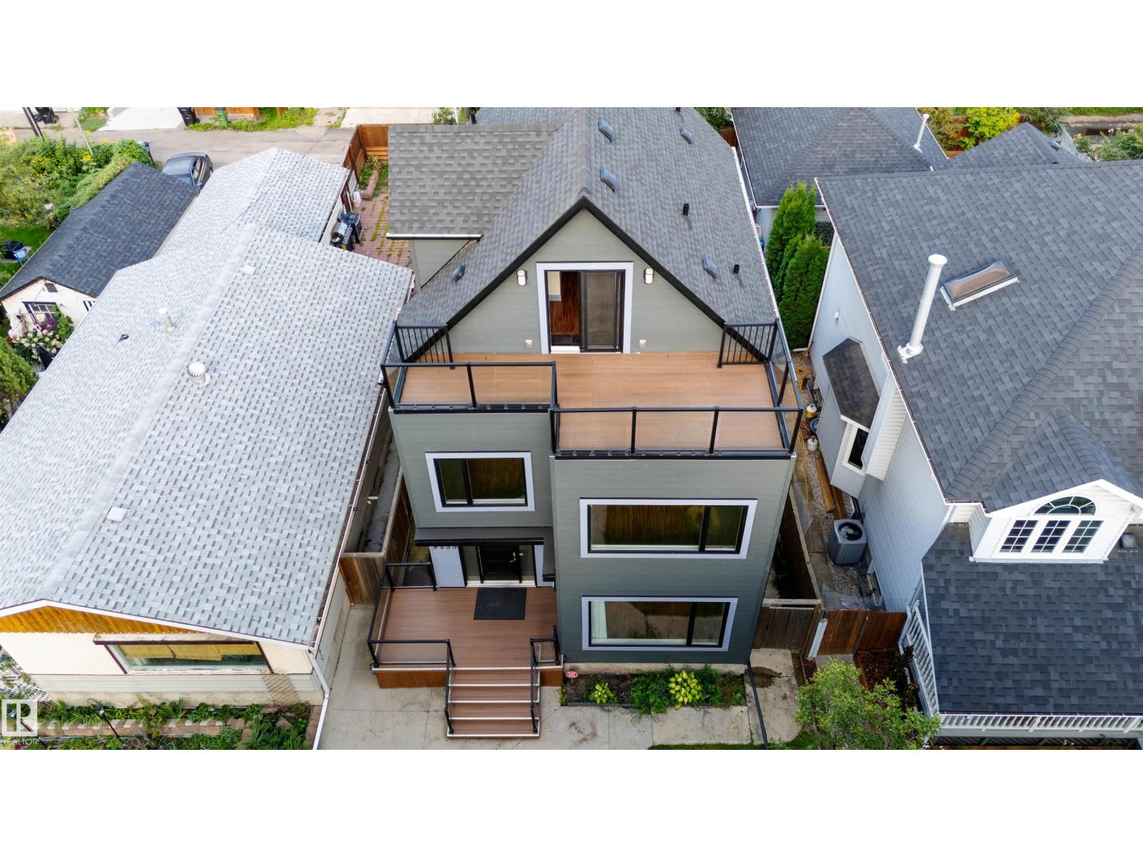 Photo 6 of 9533 101 Street Nw, Edmonton AB