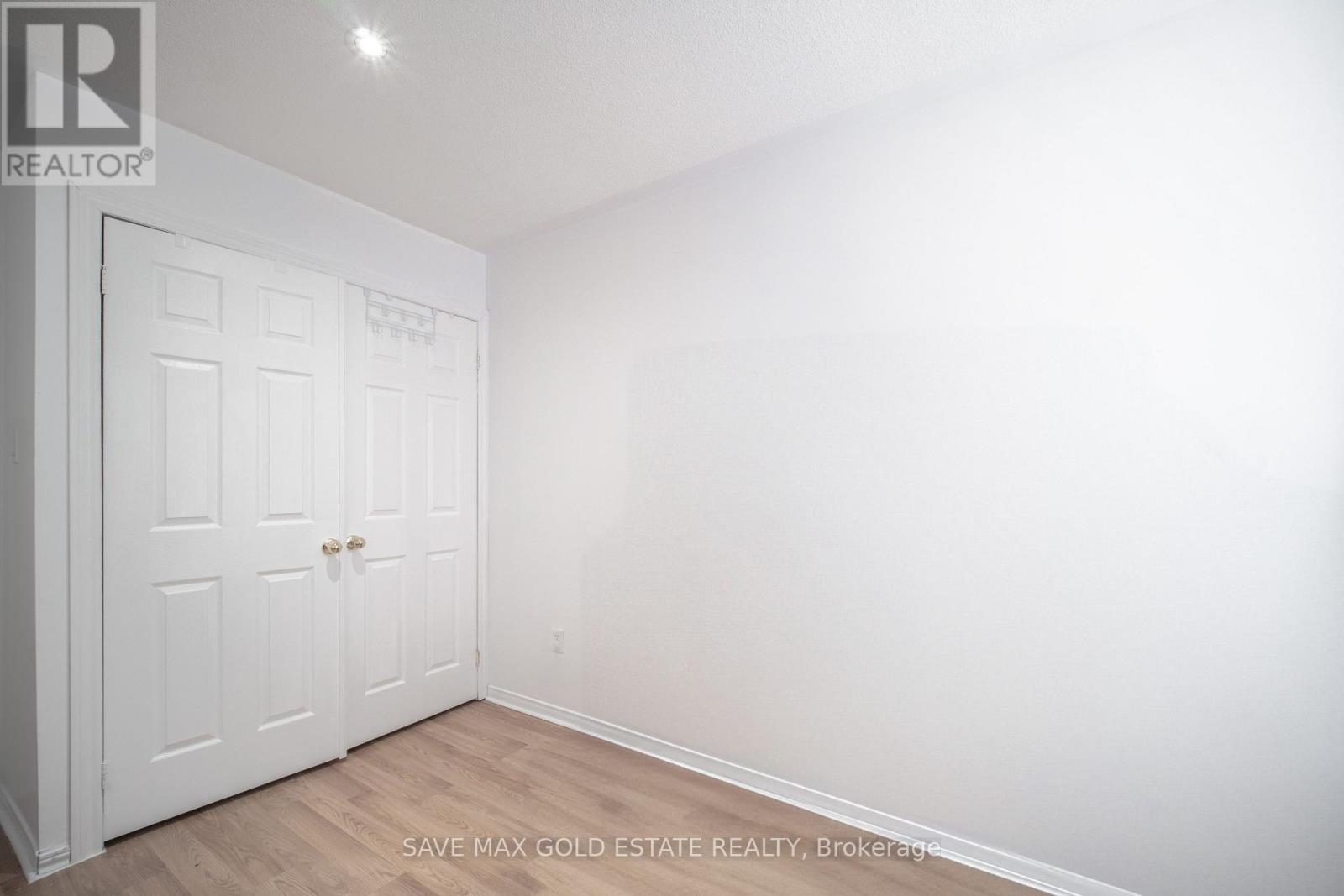 Photo 31 of 321 Perry Road, Orangeville ON