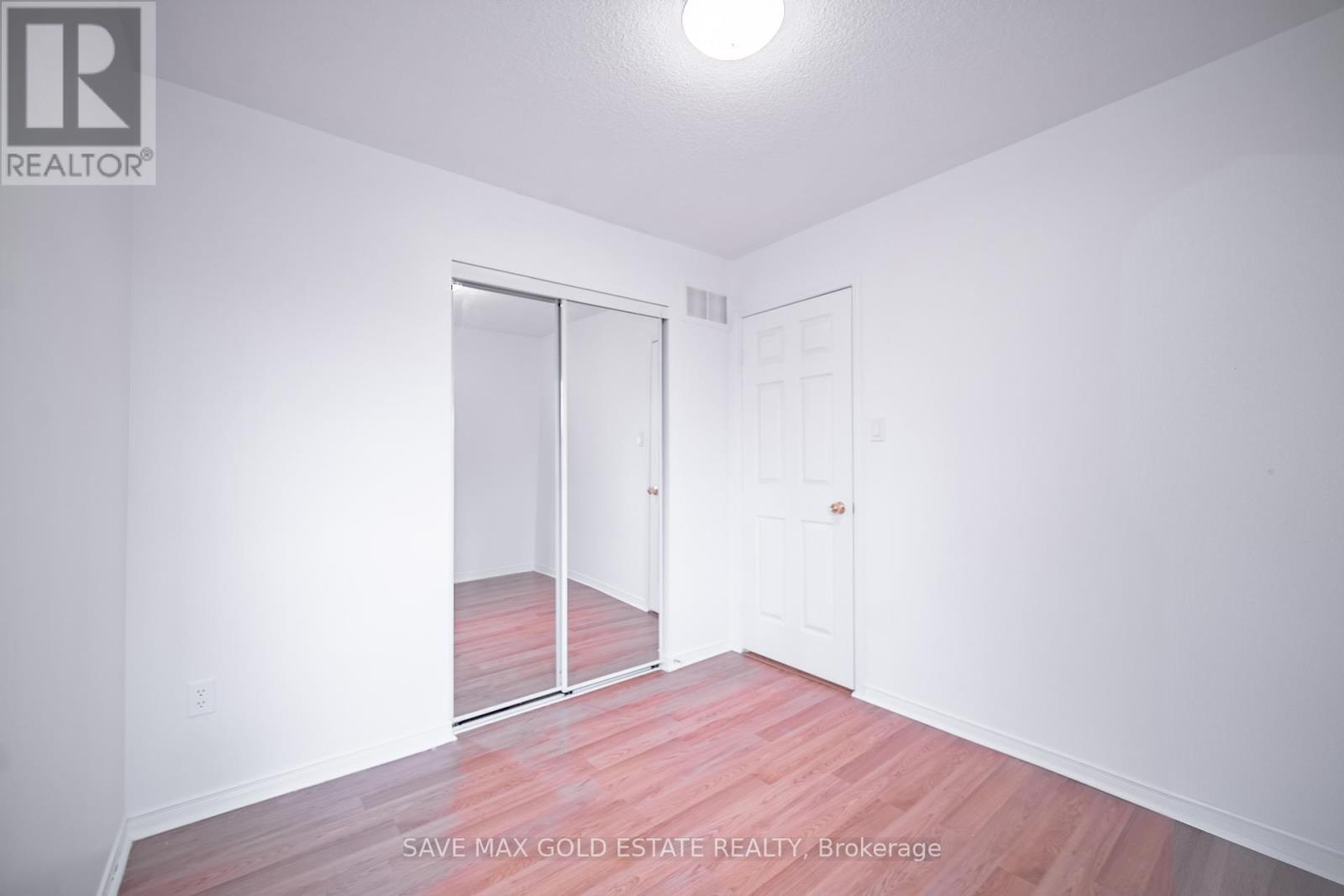 Photo 33 of 321 Perry Road, Orangeville ON
