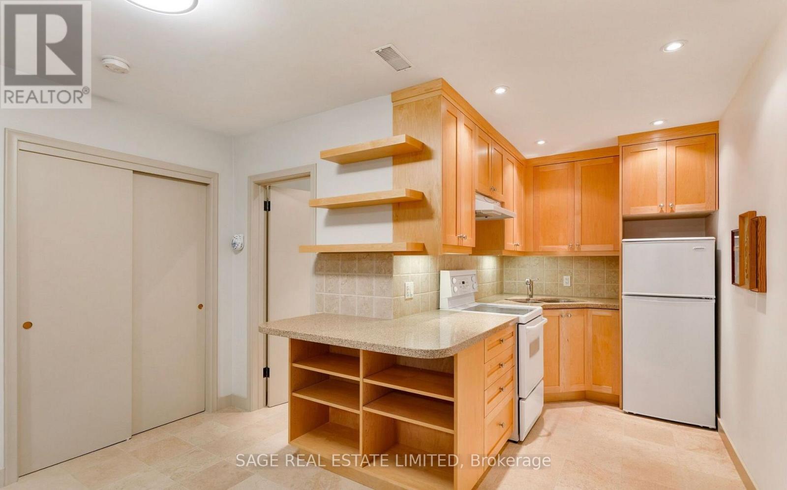 Photo 7 of 85 Harshaw Avenue, Toronto ON