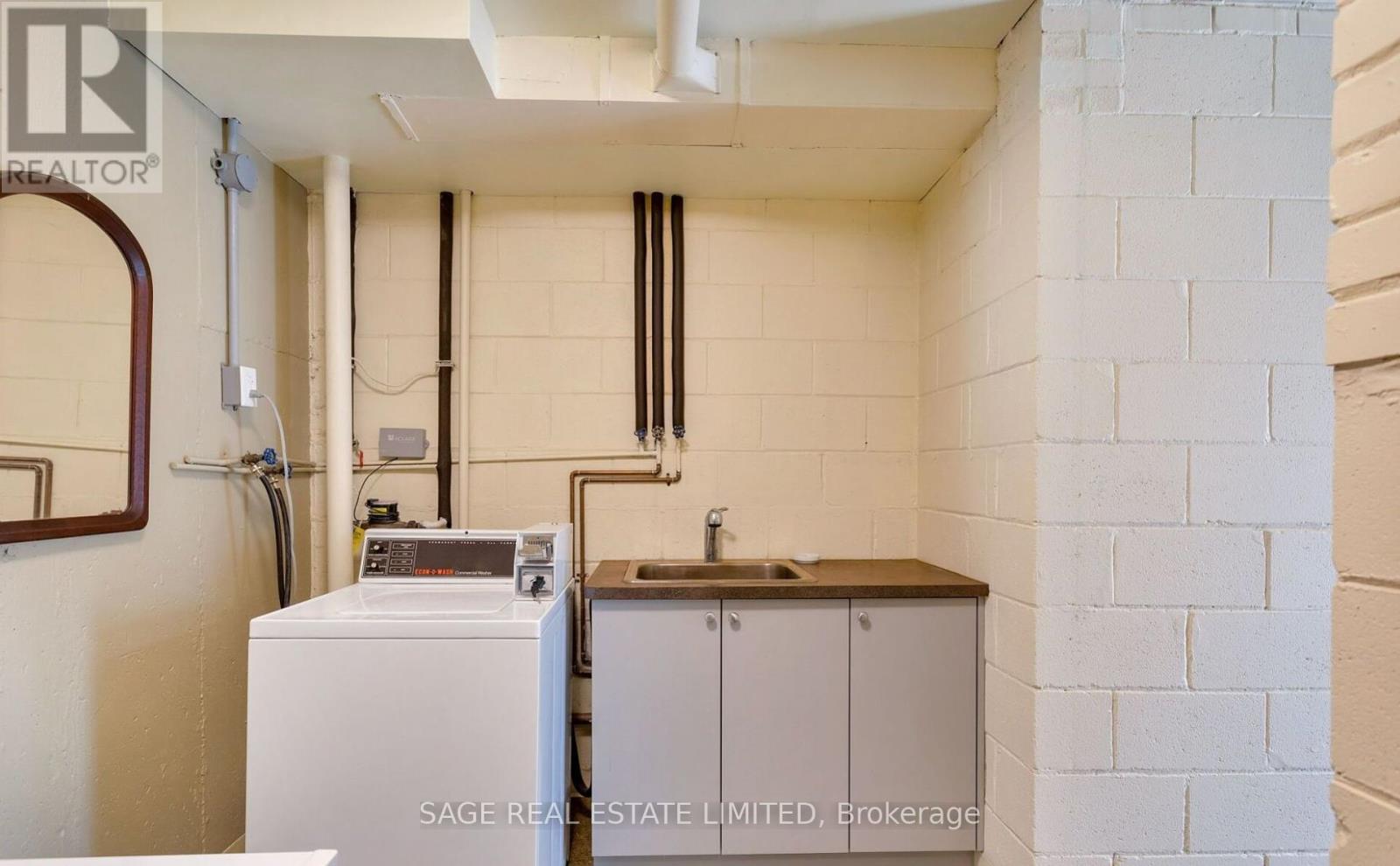 Photo 8 of 85 Harshaw Avenue, Toronto ON