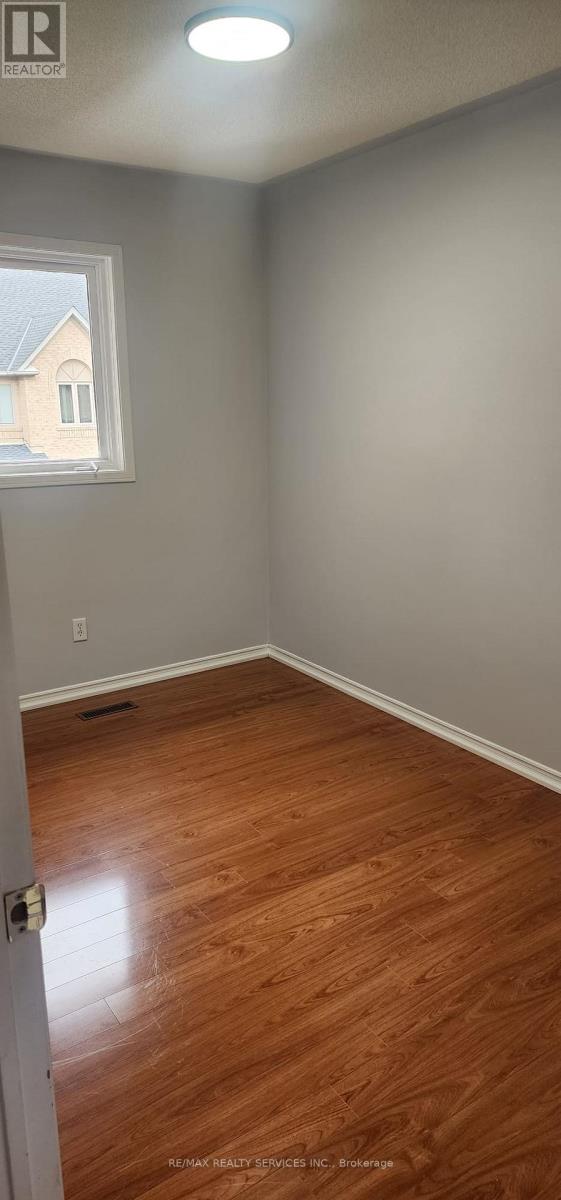 Photo 11 of 24 1292 Sherwood Mills Boulevard, Mississauga ON