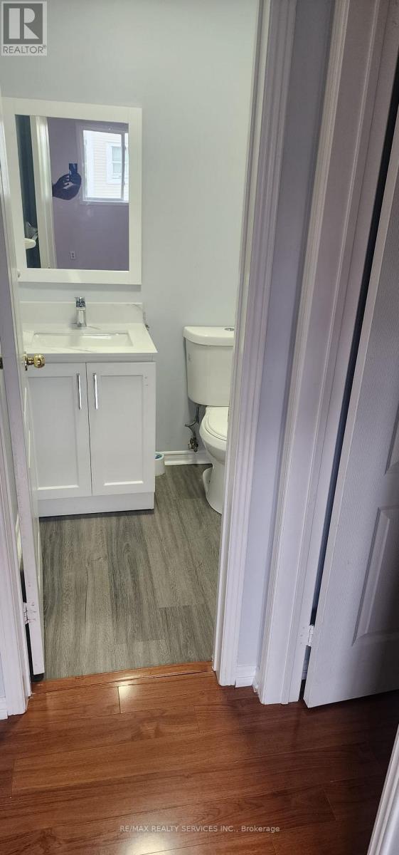Photo 15 of 24 1292 Sherwood Mills Boulevard, Mississauga ON