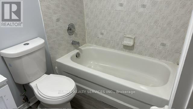 Photo 16 of 24 1292 Sherwood Mills Boulevard, Mississauga ON