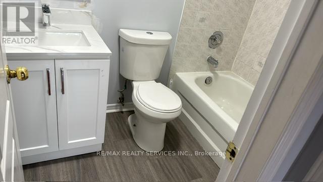 Photo 17 of 24 1292 Sherwood Mills Boulevard, Mississauga ON