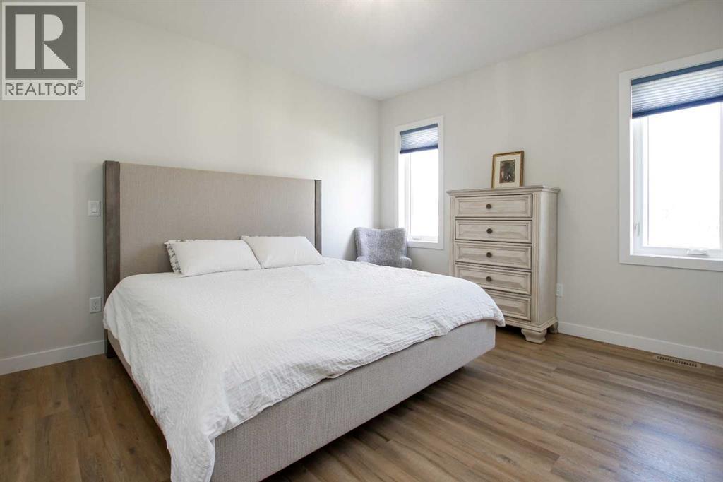 Photo 18 of 7 Thayer Close, Red Deer AB