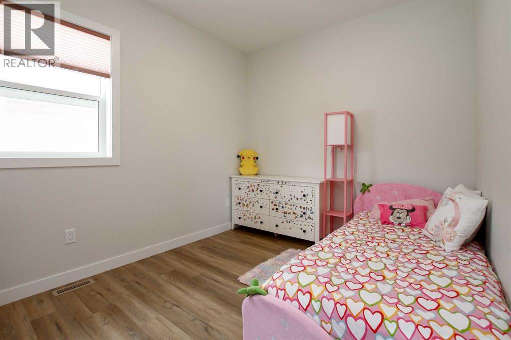 Photo 22 of 7 Thayer Close, Red Deer AB