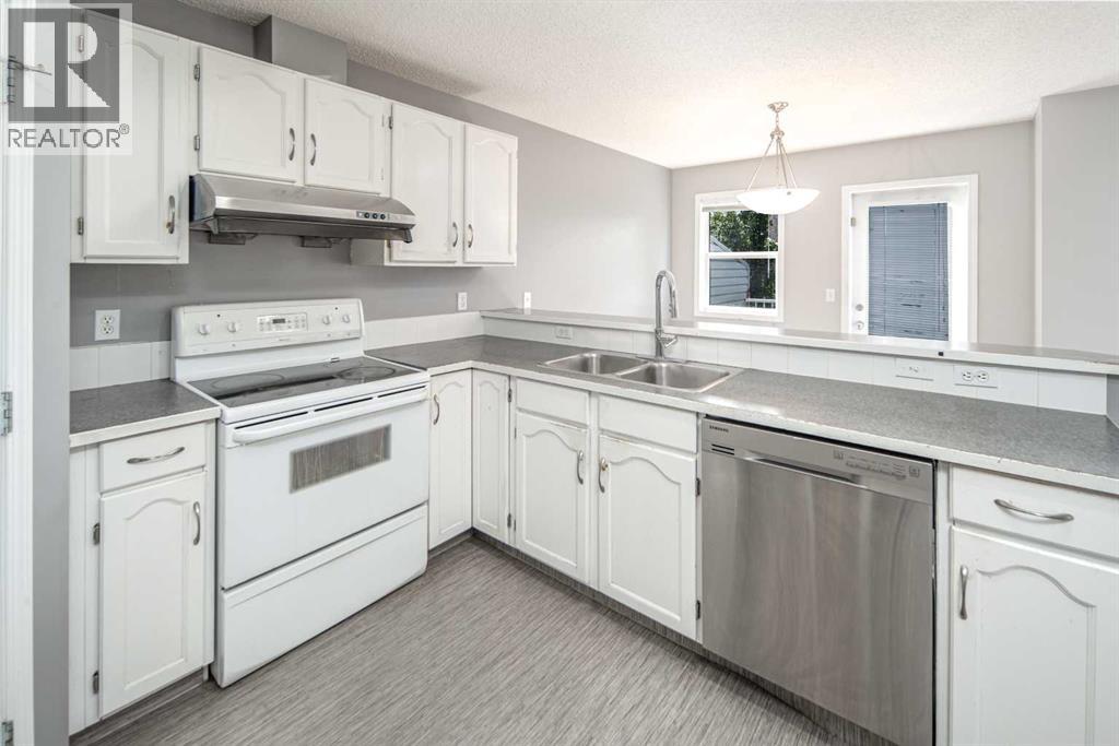 Single Family House for Sale in  Hidden Creek Rise NW Hidden Valley Calgary 