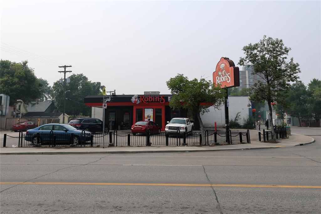 Photo 22 of 420 Selkirk Avenue, Winnipeg MB