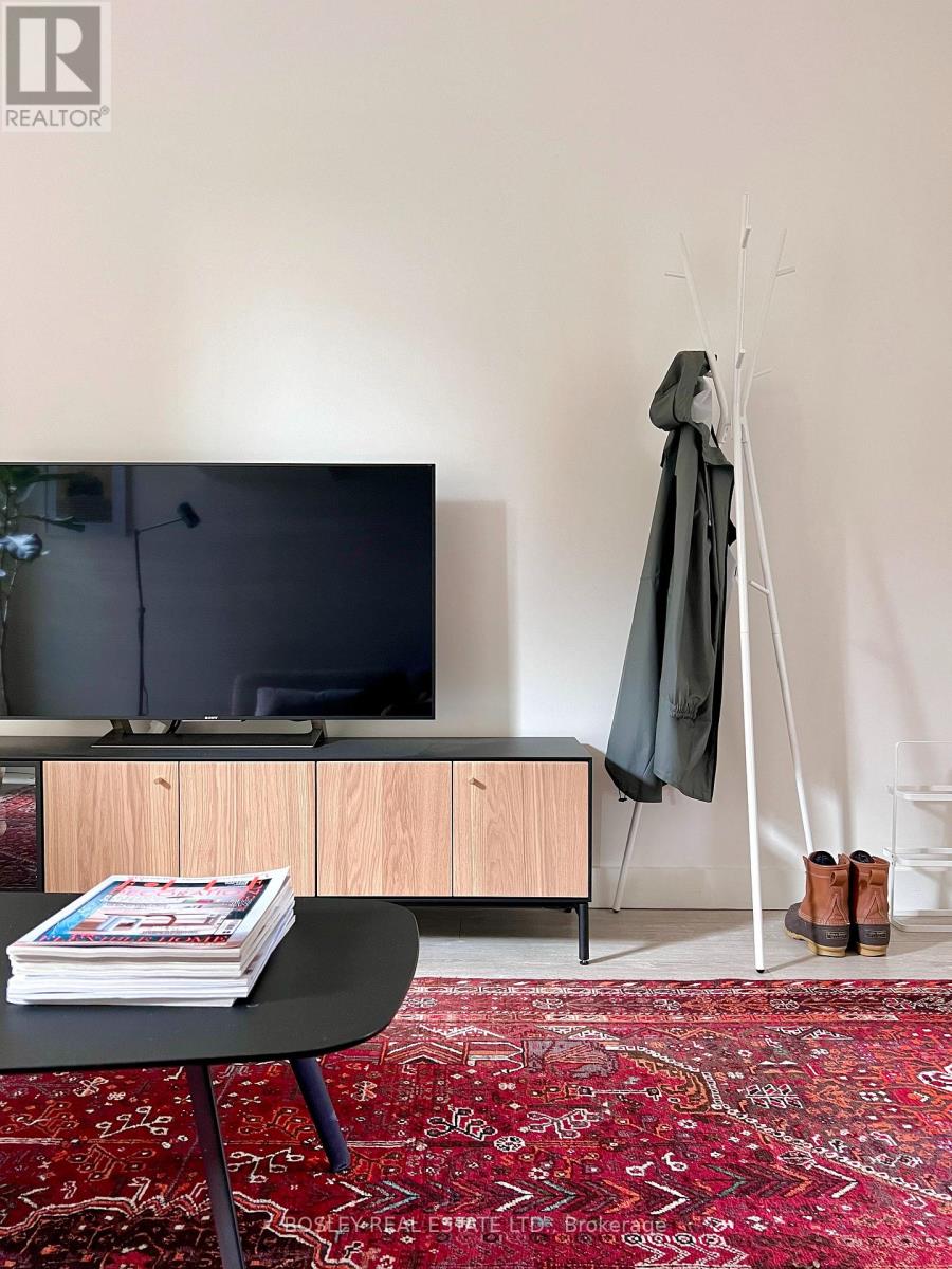 Photo 11 of Main Floor 41 Henderson Avenue, Toronto ON
