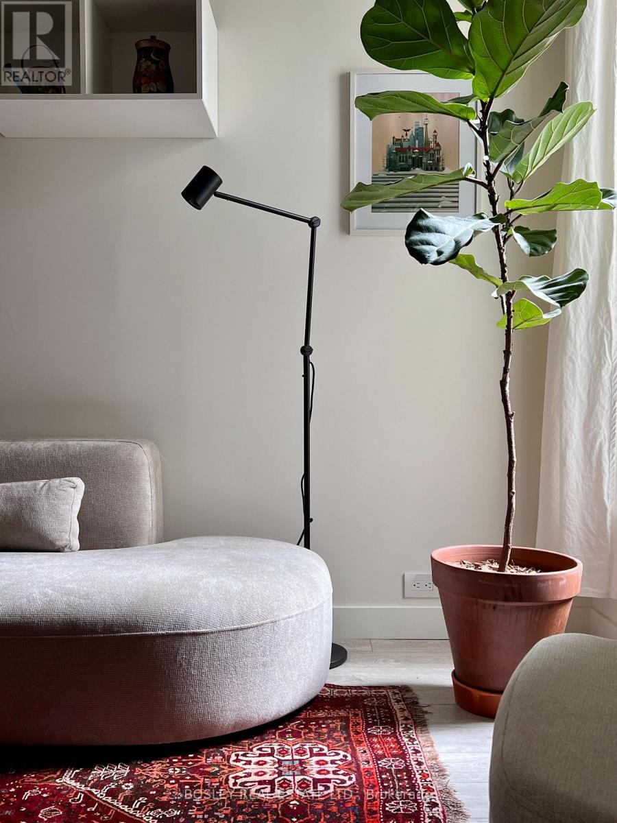Photo 13 of Main Floor 41 Henderson Avenue, Toronto ON