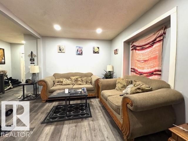 Photo 6 of 11202 96 St Nw, Edmonton AB
