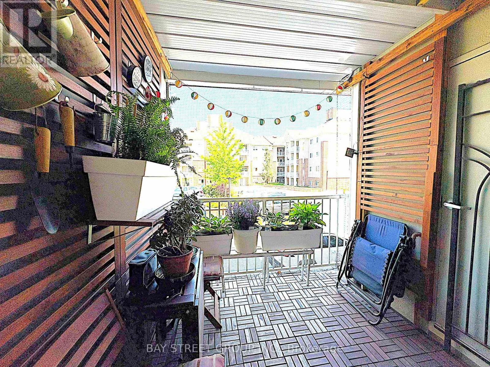 Photo 10 of 226 5235 Finch Avenue, Toronto ON