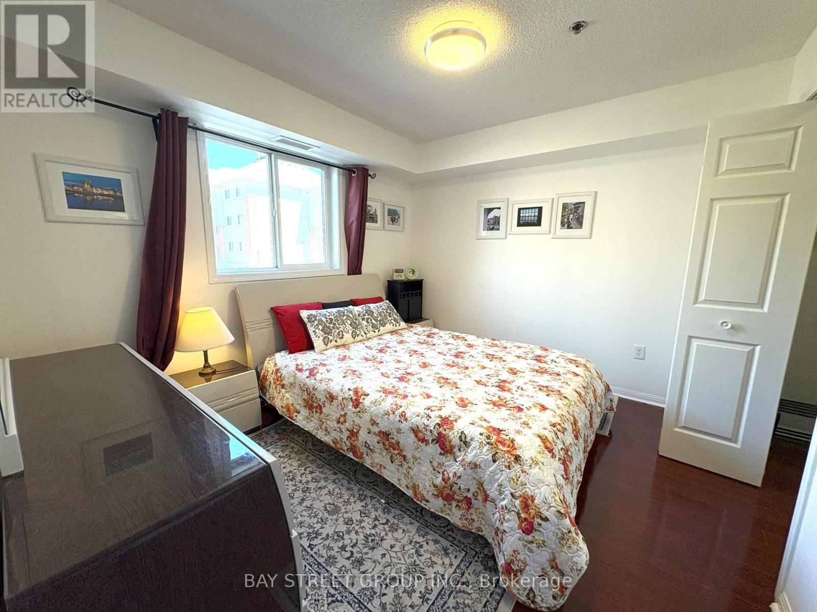 Photo 18 of 226 5235 Finch Avenue, Toronto ON