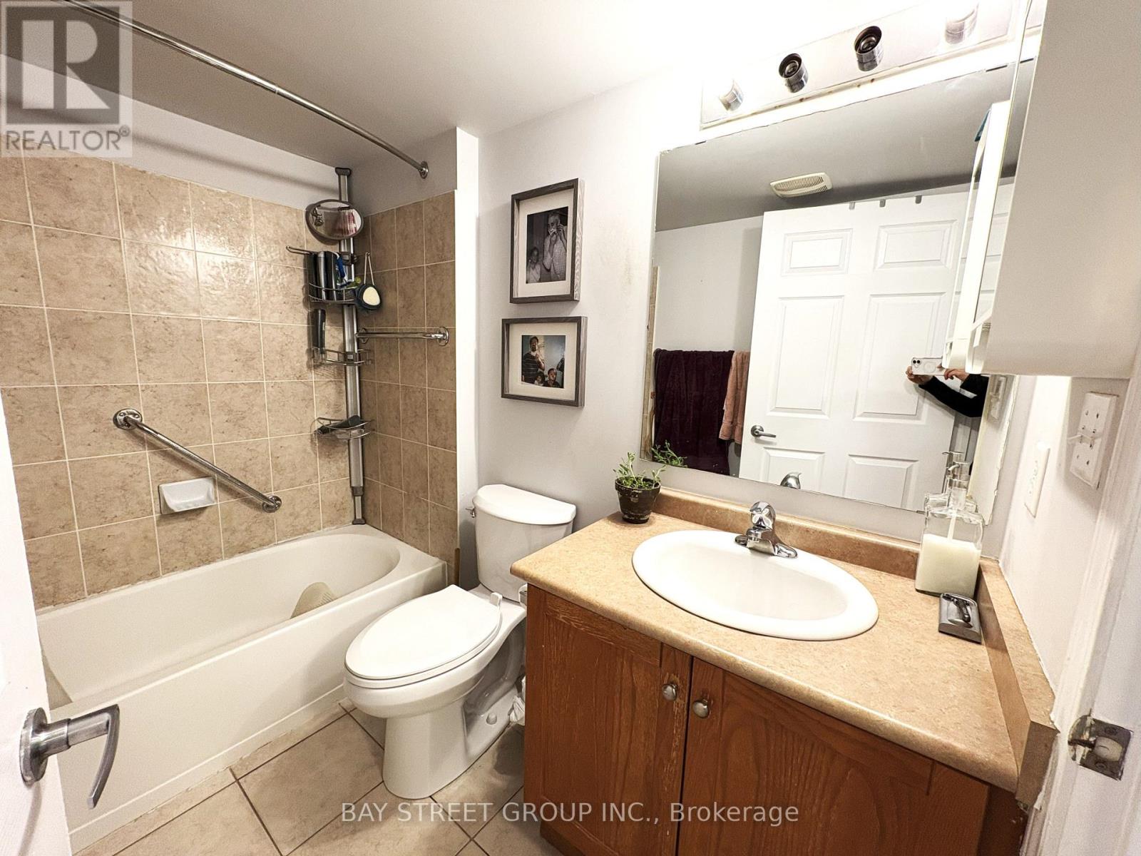 Photo 22 of 226 5235 Finch Avenue, Toronto ON
