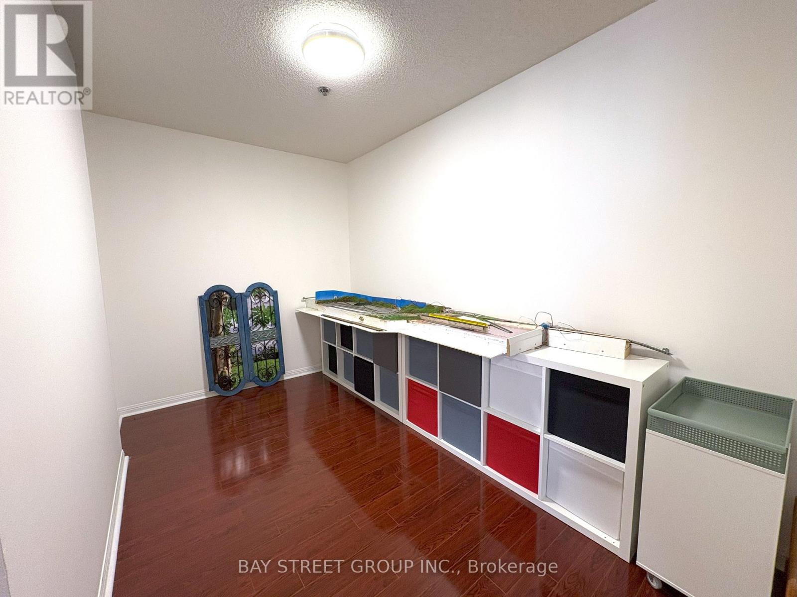 Photo 4 of 226 5235 Finch Avenue, Toronto ON