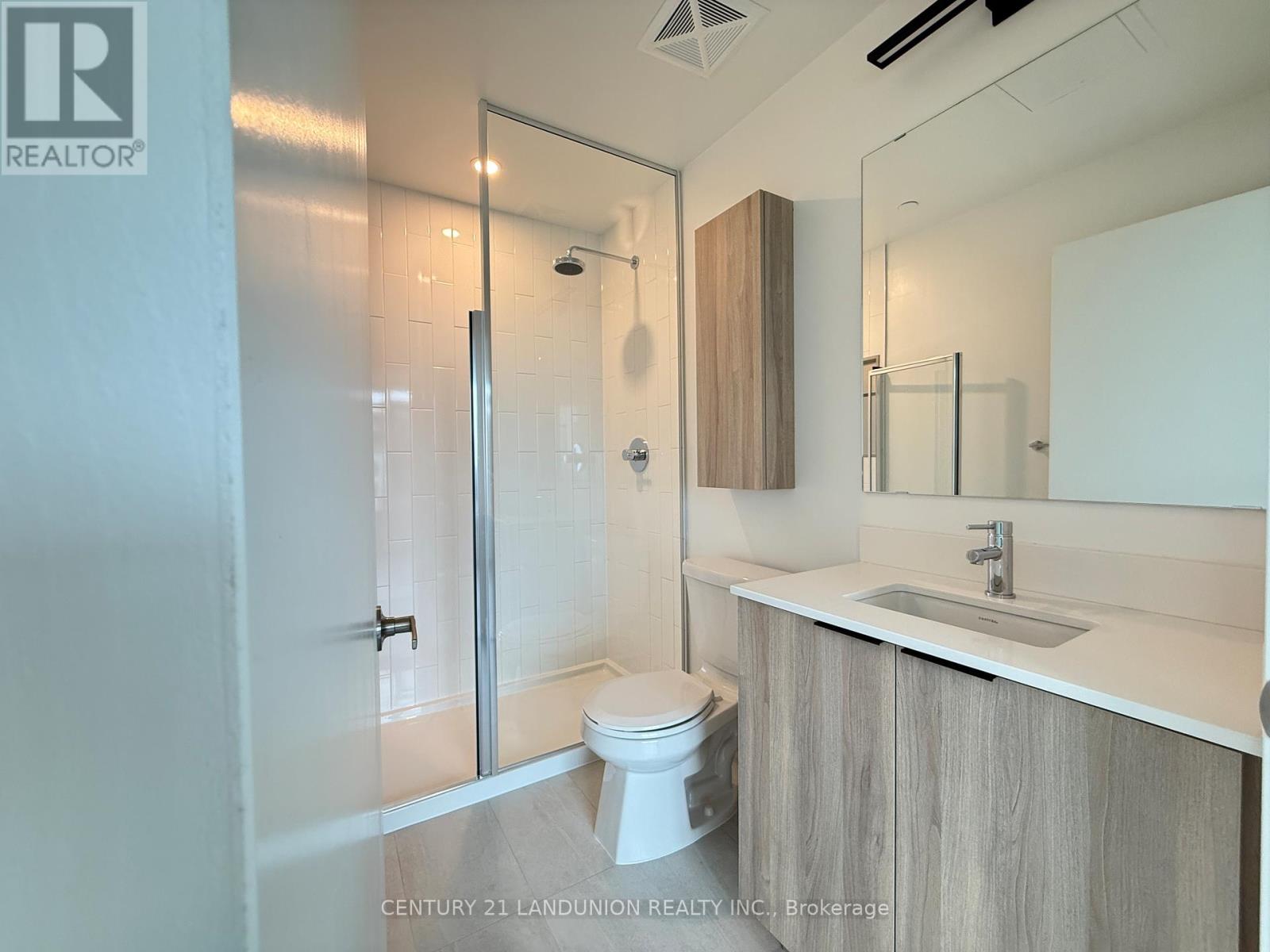 Photo 11 of 917 2485 Eglinton Avenue W, Mississauga ON