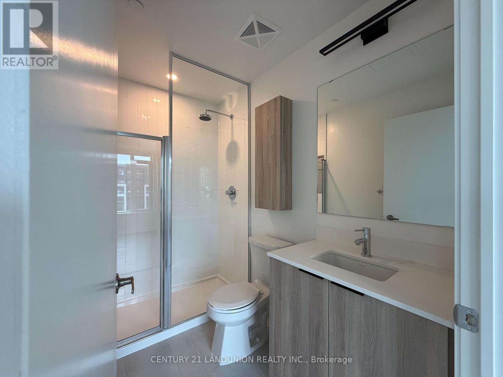 Photo 9 of 917 2485 Eglinton Avenue W, Mississauga ON