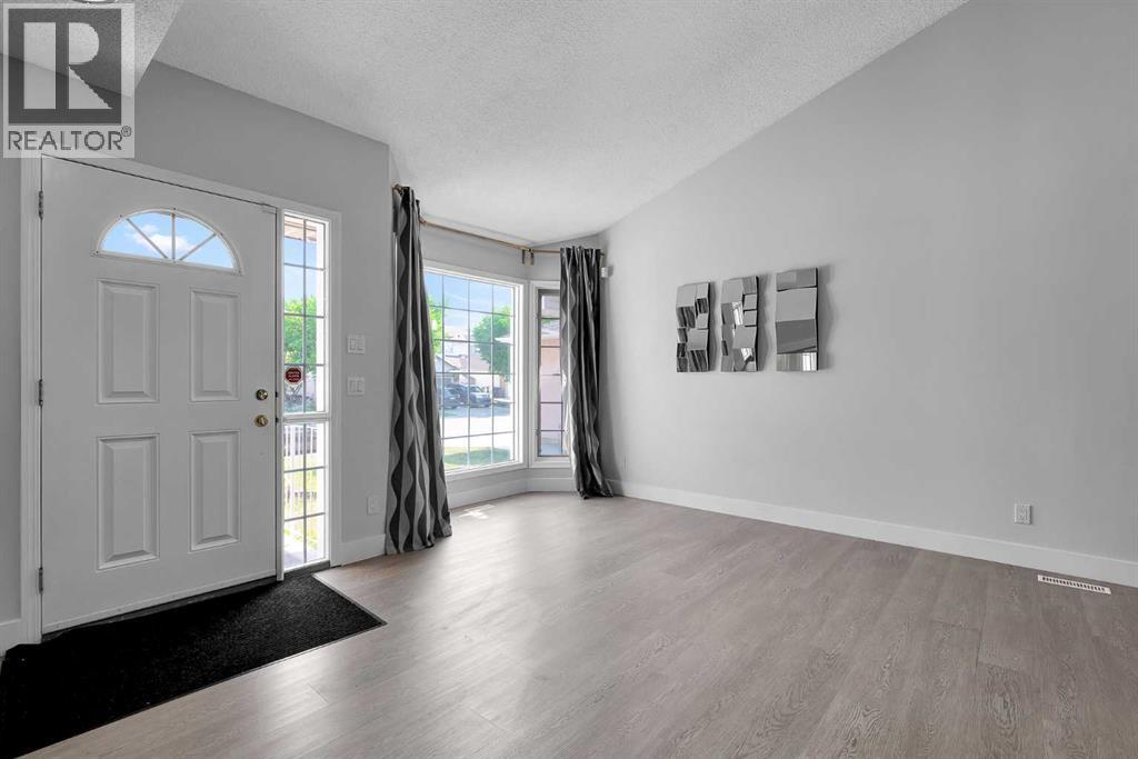Single Family House for Sale in  Hidden Circle NW Hidden Valley Calgary 