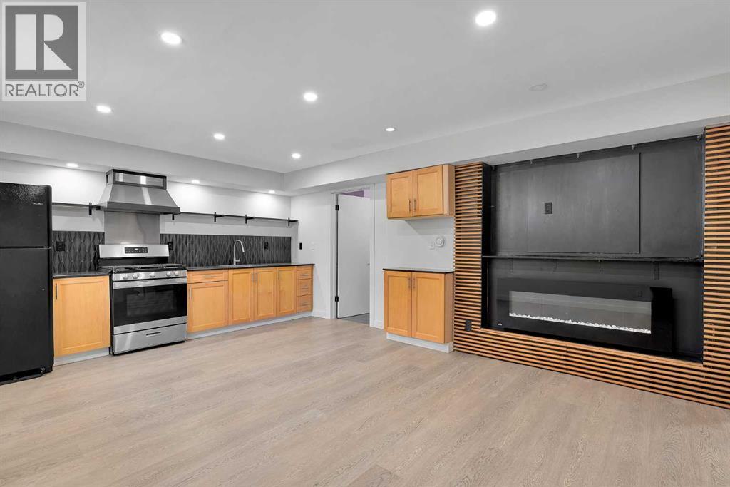 Single Family House for Sale in  Hidden Circle NW Hidden Valley Calgary 
