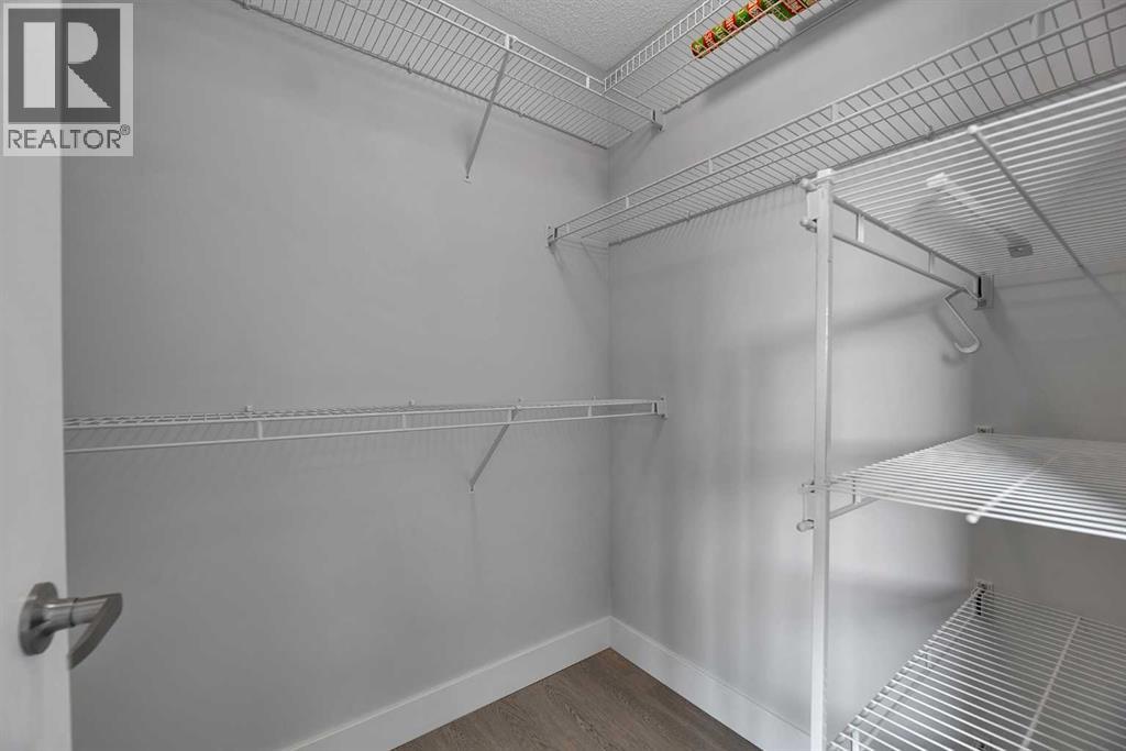 Single Family House for Sale in  Hidden Circle NW Hidden Valley Calgary 