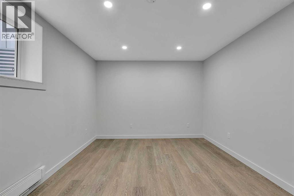 Single Family House for Sale in  Hidden Circle NW Hidden Valley Calgary 
