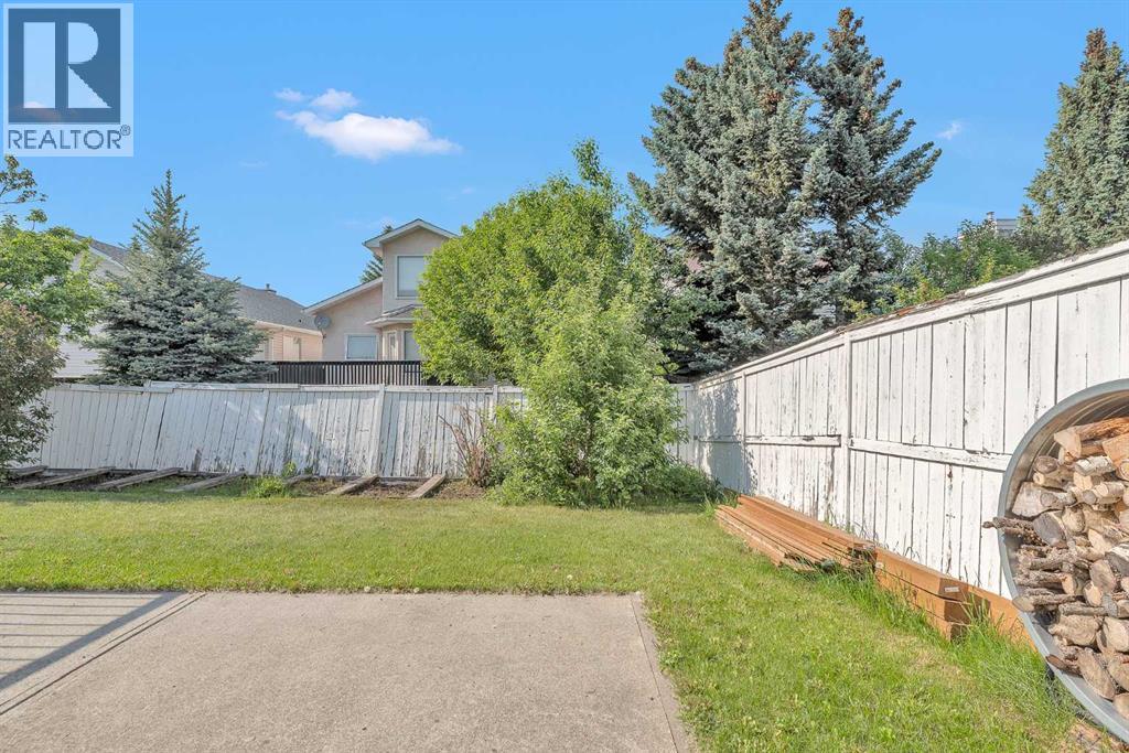 Single Family House for Sale in  Hidden Circle NW Hidden Valley Calgary 