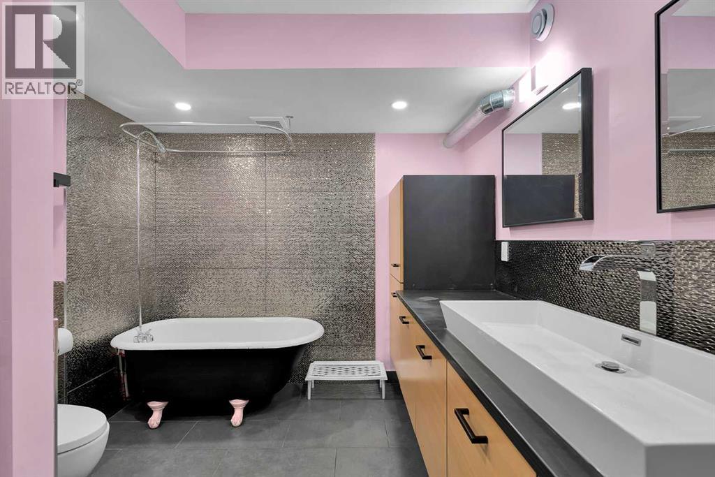 Single Family House for Sale in  Hidden Circle NW Hidden Valley Calgary 