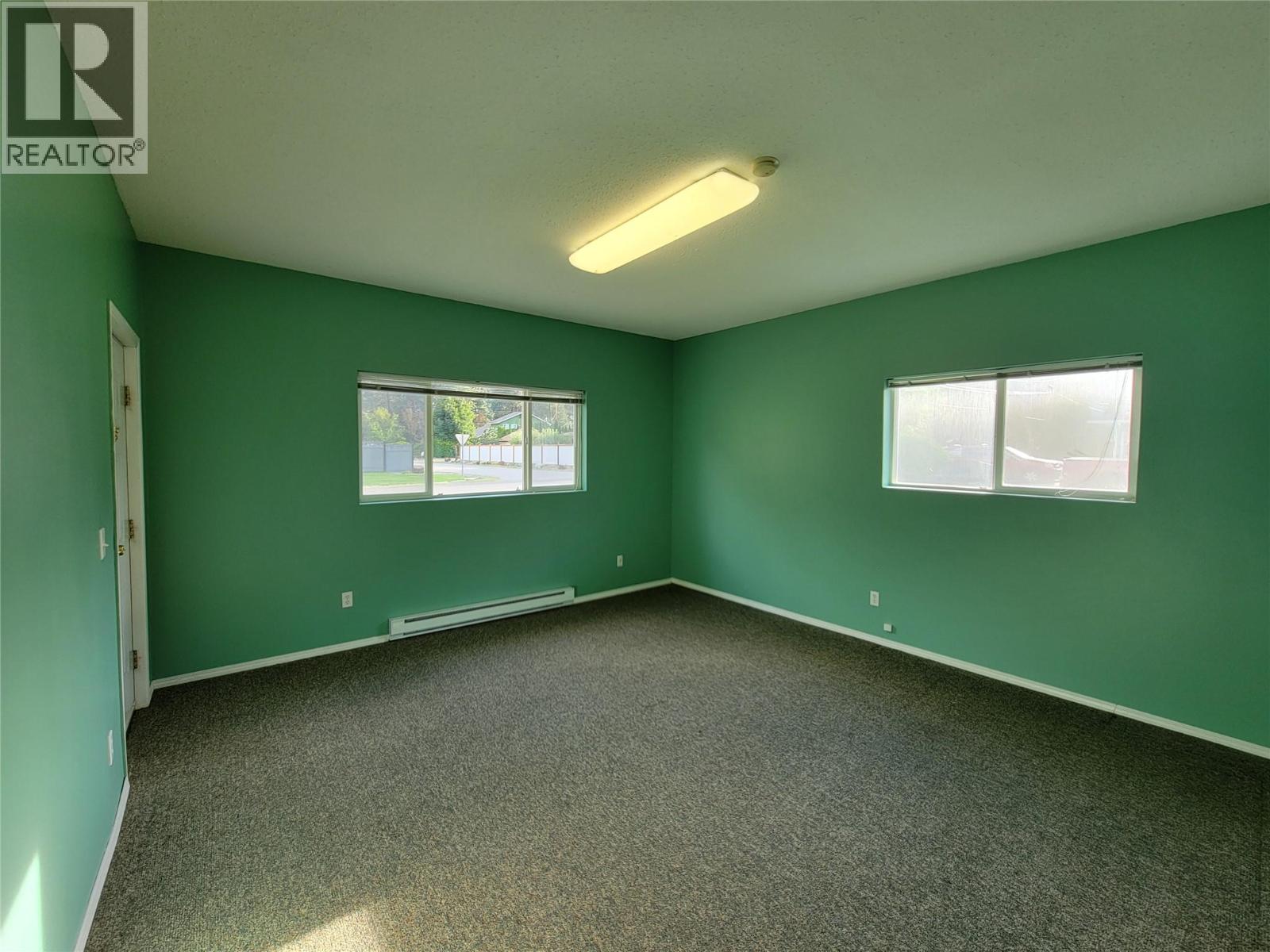 Photo 45 of 604 11 Th Avenue, Keremeos BC