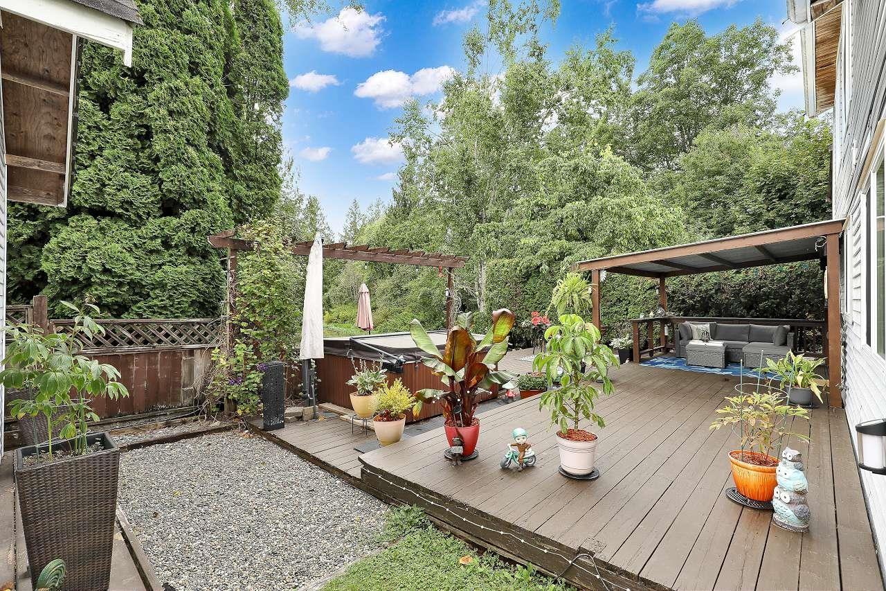 Photo 6 of 19853 50 A Avenue, Langley BC