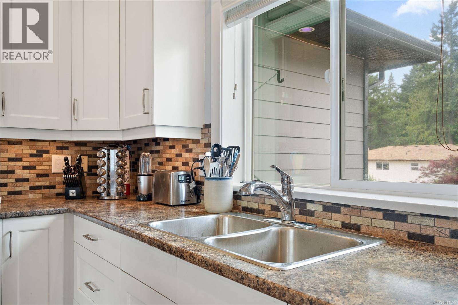Photo 16 of 540 Woodend Rd, Colwood BC