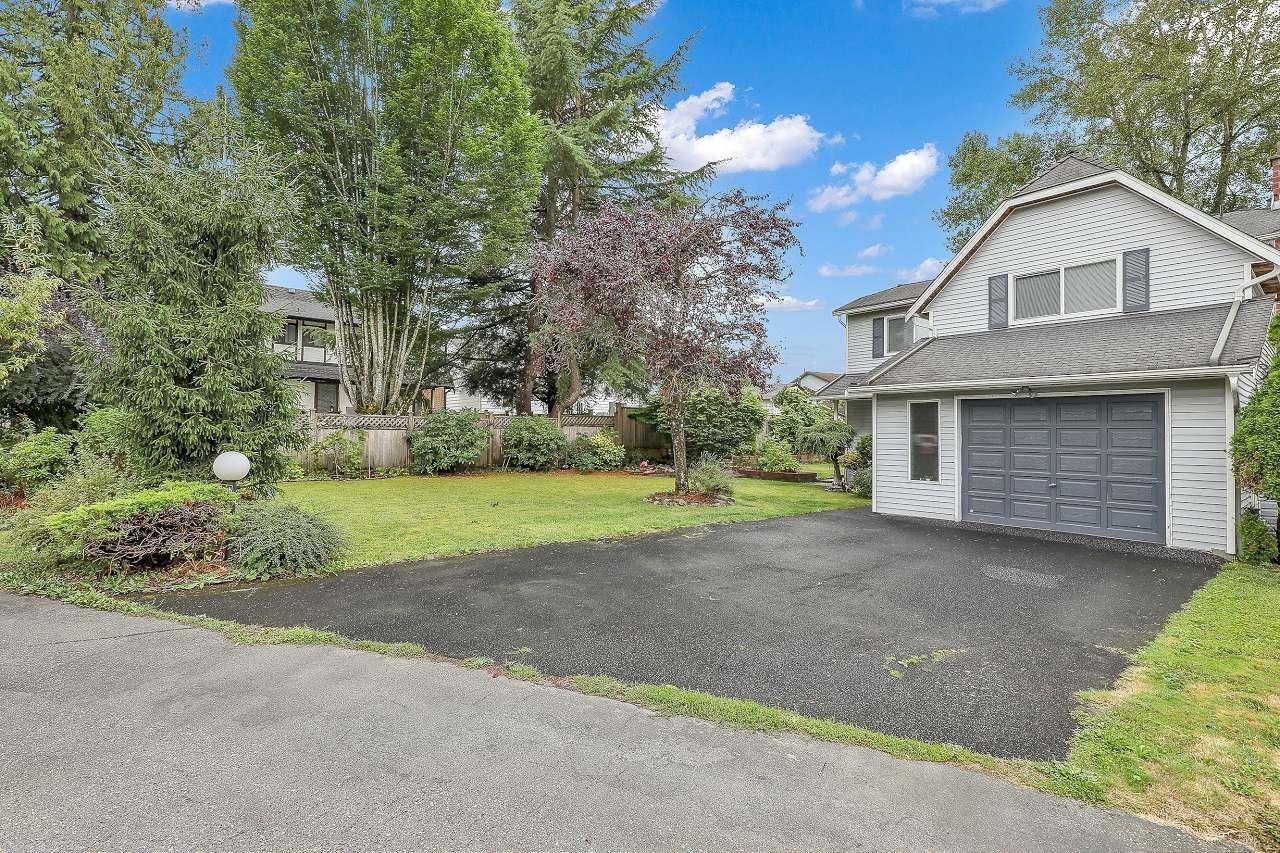 Photo 1 of 19853 50 A Avenue, Langley BC
