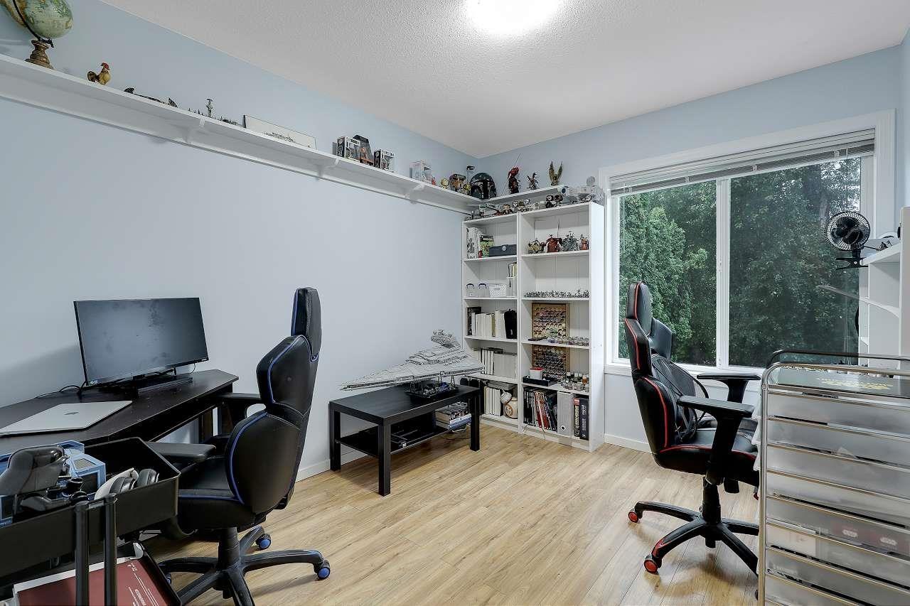 Photo 31 of 19853 50 A Avenue, Langley BC