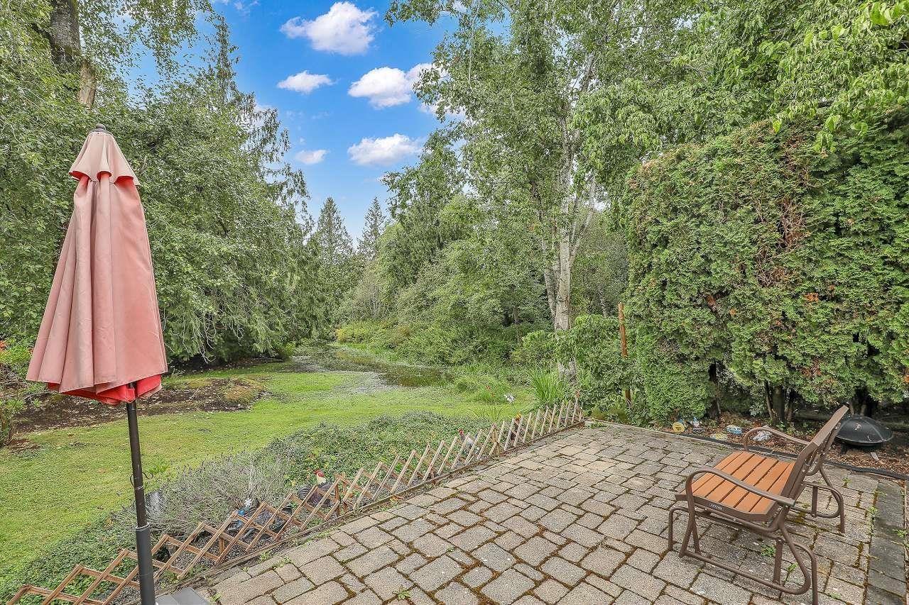 Photo 9 of 19853 50 A Avenue, Langley BC