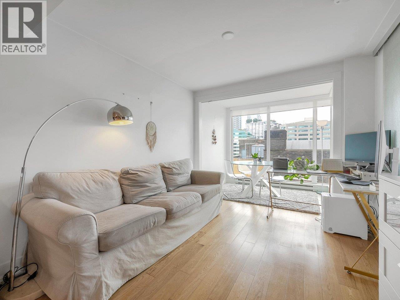 Photo 7 of 806 565 Smithe Street, Vancouver BC