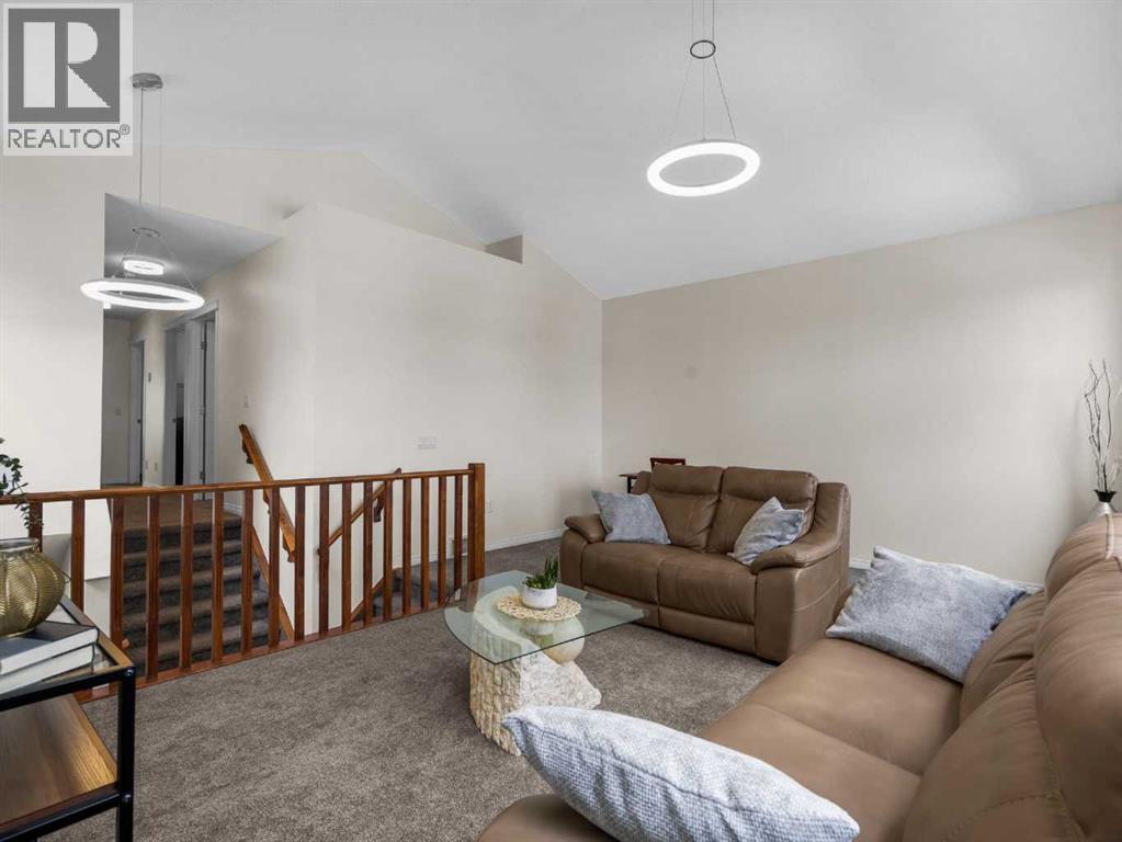 Single Family House for Sale in  Royal Oak Cape NW Royal Oak Calgary 