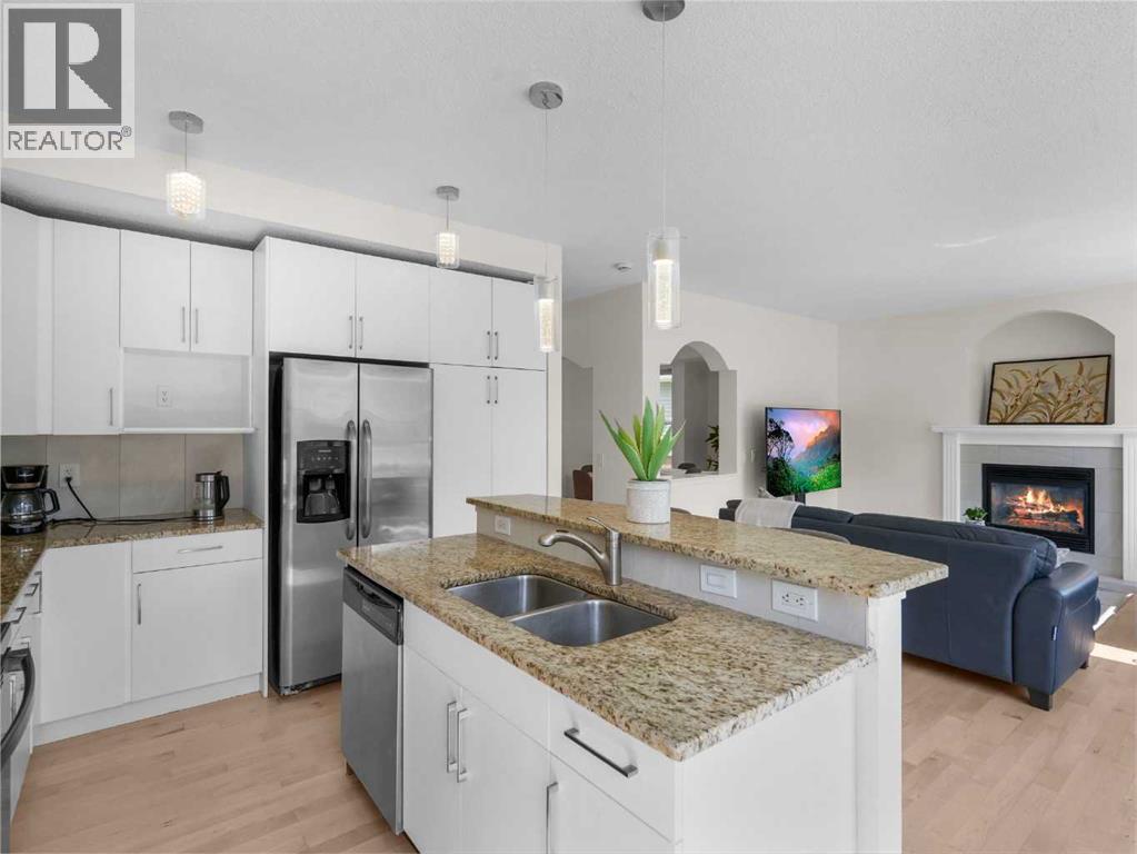 Single Family House for Sale in  Royal Oak Cape NW Royal Oak Calgary 