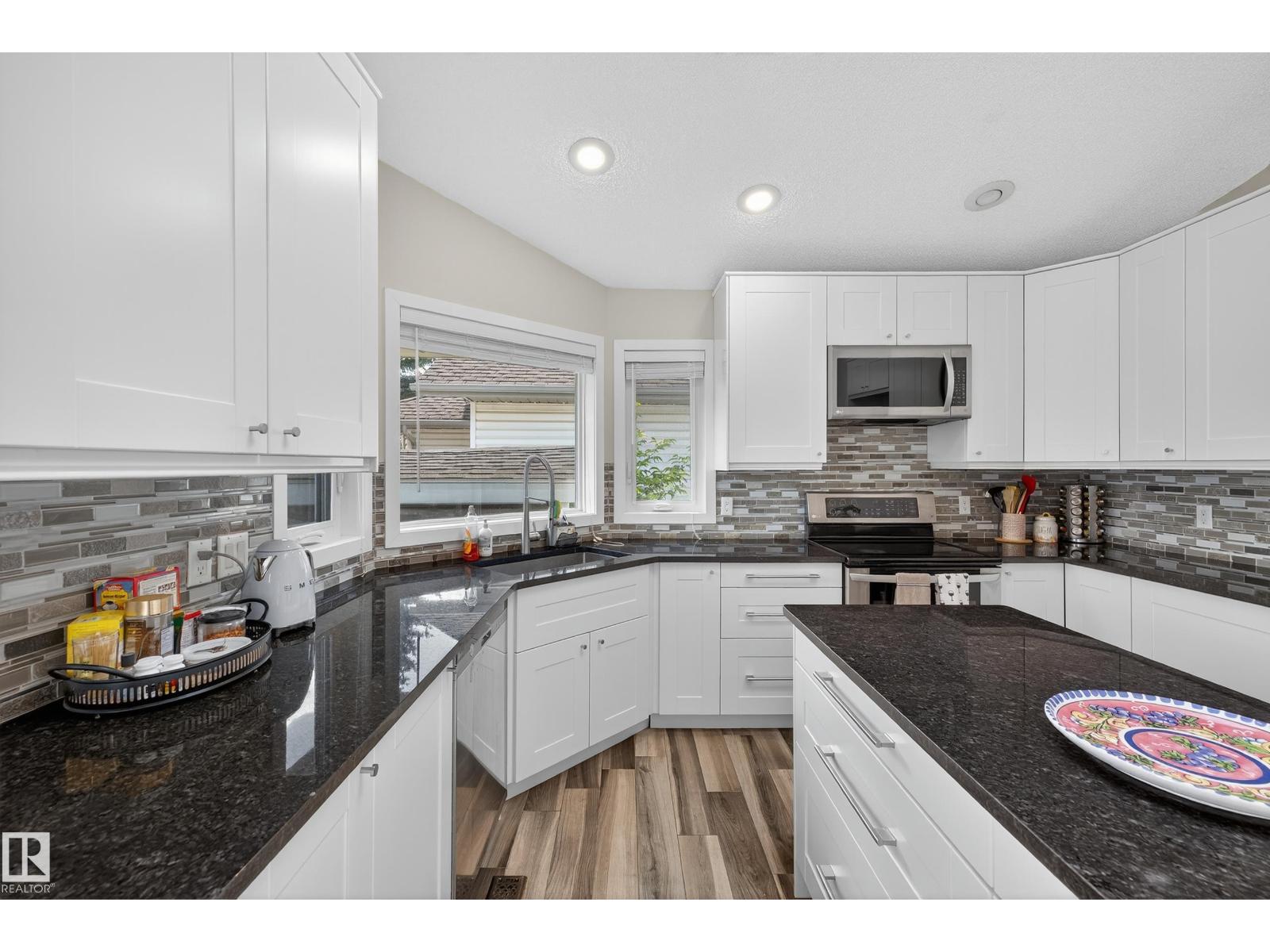 Photo 10 of 47 Ridgemont Wy, Sherwood Park AB