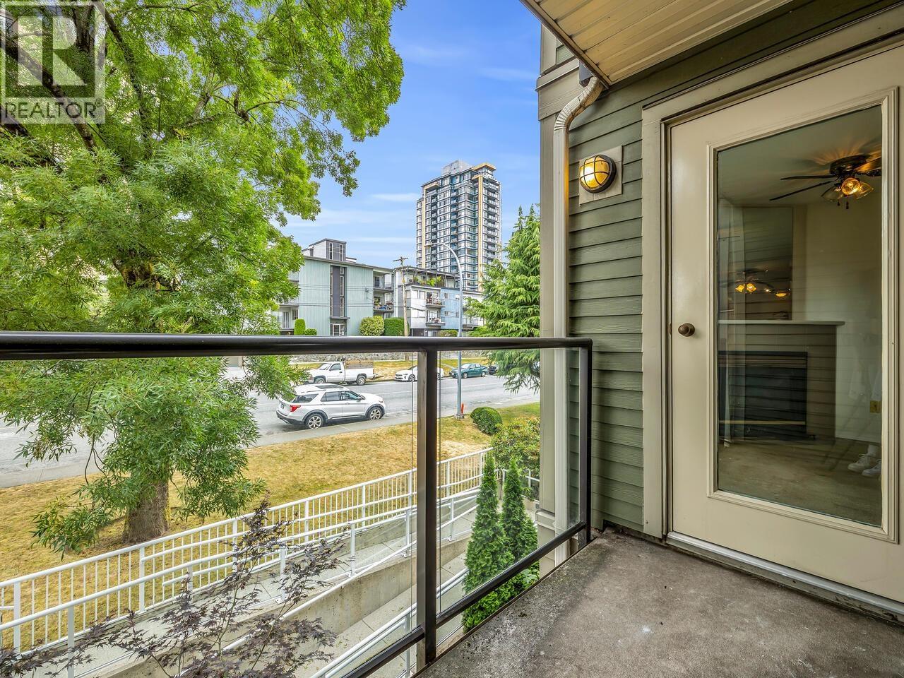 Photo 5 of 304 210 Carnarvon Street, New Westminster BC