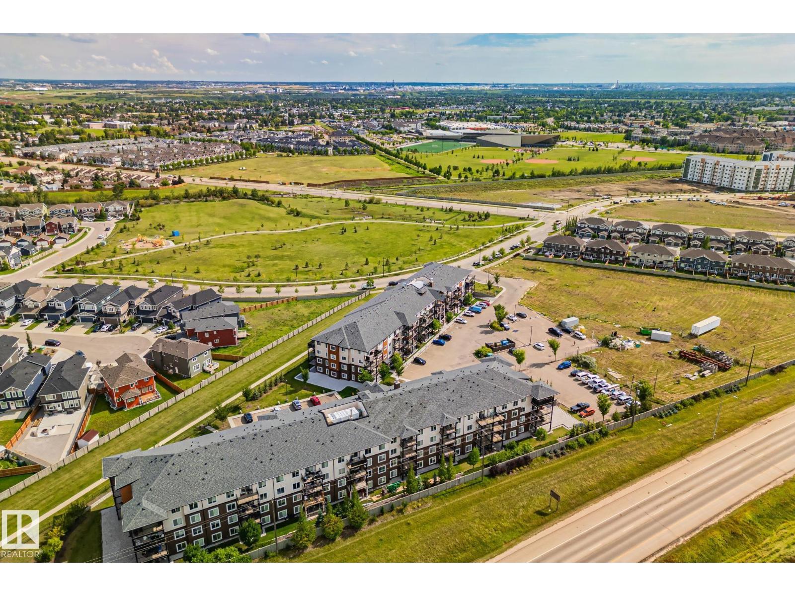 Photo 9 of 121 148 Ebbers Bv Nw, Edmonton AB